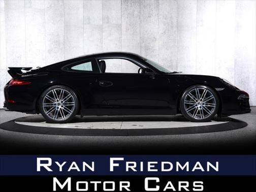 2016 Porsche 911 Black Edition