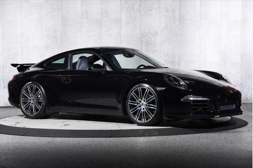 2016 Porsche 911 Black Edition