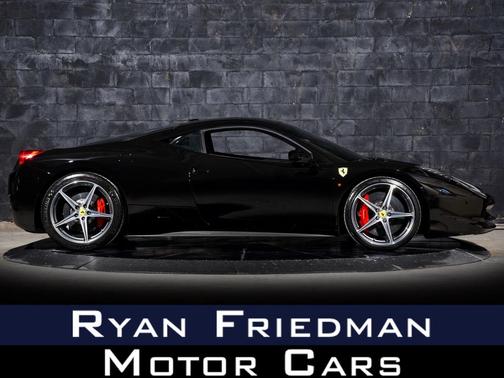 2010 Ferrari 458 Italia Base