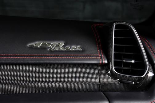 2010 Ferrari 458 Italia Base