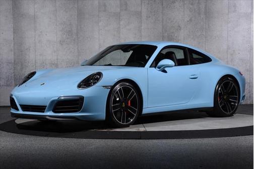 2018 Porsche 911 Carrera 4S
