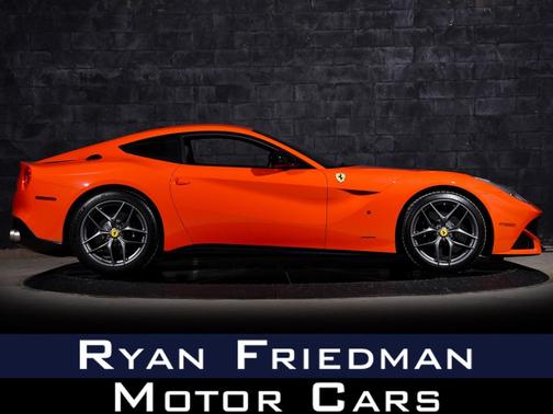 2014 Ferrari F12berlinetta Base
