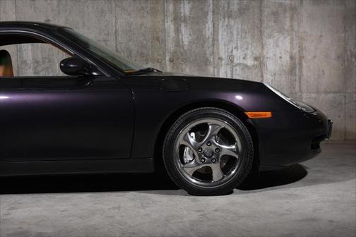 2000 Porsche 911 Carrera