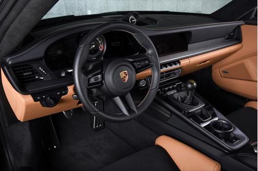 2022 Porsche 911 GT3 w/Touring Package
