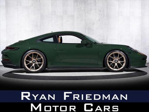 2022 Porsche 911 GT3 w/Touring Package