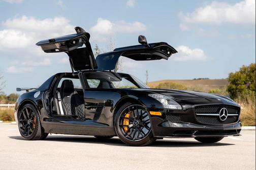 2015 Mercedes-Benz SLS AMG GT Final Edition