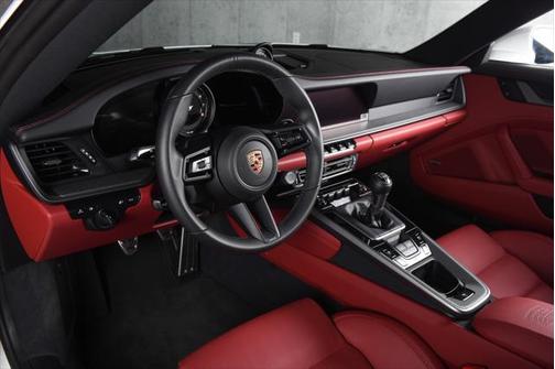 2024 Porsche 911 Carrera 4S