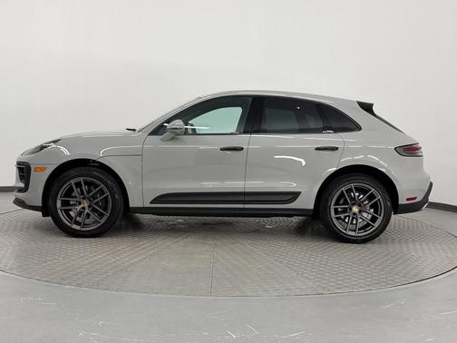 Chalk 2026 Porsche Macan