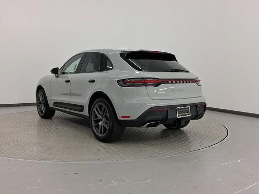 2026 Porsche Macan 