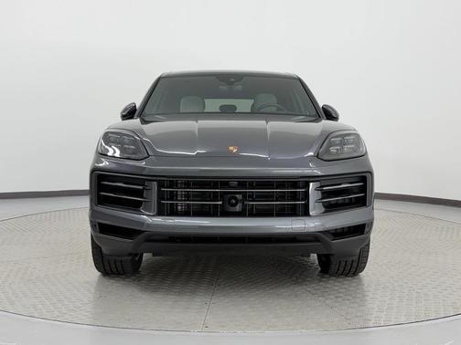 Quartzite Grey Metallic 2026 Porsche Cayenne AWD