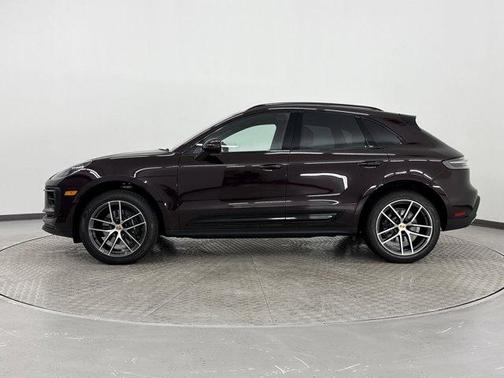 2025 Porsche Macan T