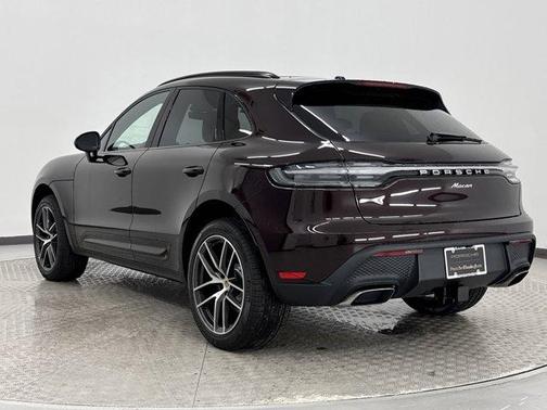 2025 Porsche Macan T
