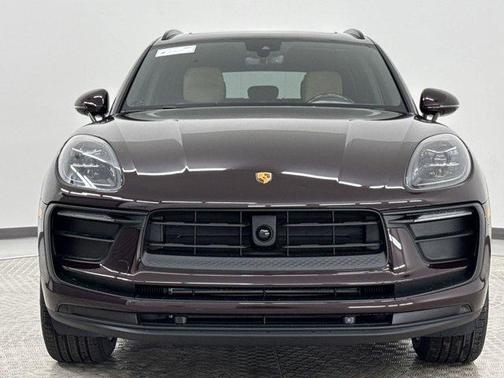 2025 Porsche Macan T
