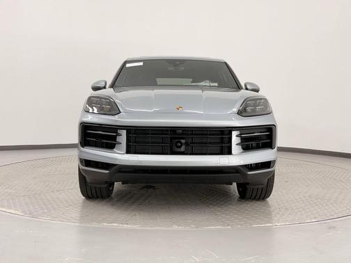 2025 Porsche Cayenne Base