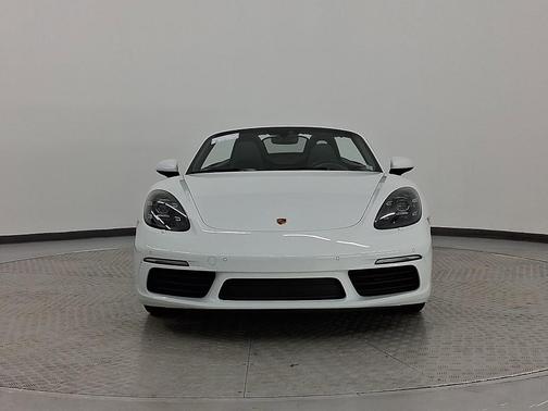 2022 Porsche 718 Boxster T