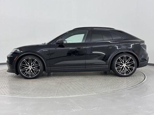 2024 Porsche Macan 4