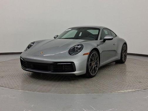 2022 Porsche 911 Carrera
