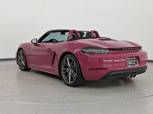 2024 Porsche 718 Boxster S