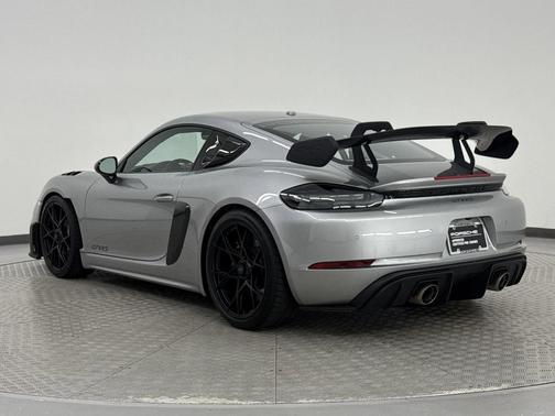 2024 Porsche 718 Cayman GT4 RS