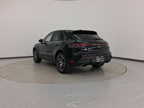 2024 Porsche Macan 