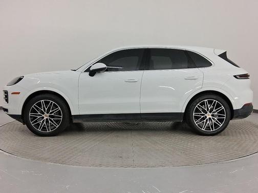 2024 Porsche Cayenne Base