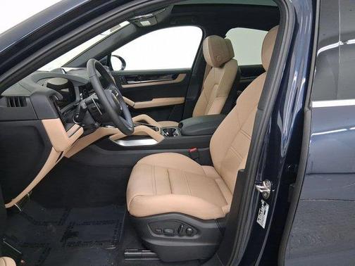 2026 Porsche Cayenne AWD