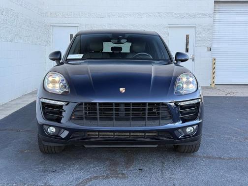 2018 Porsche Macan Sport Edition