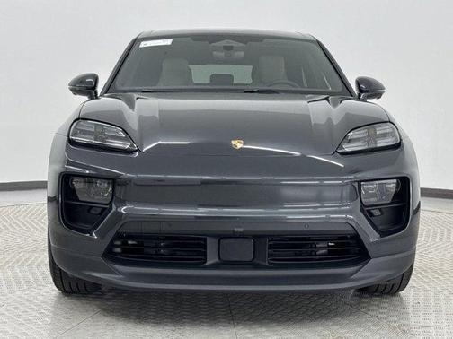 2024 Porsche Macan Electric 4