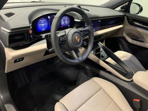 2024 Porsche Macan Electric 4