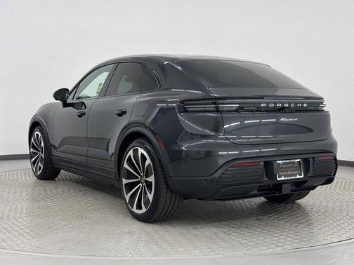 2024 Porsche Macan Electric 4