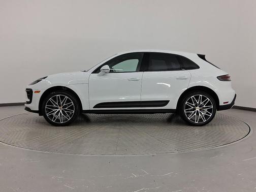 2026 Porsche Macan T