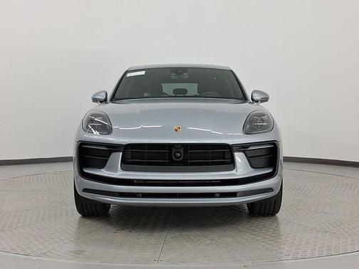 2026 Porsche Macan T