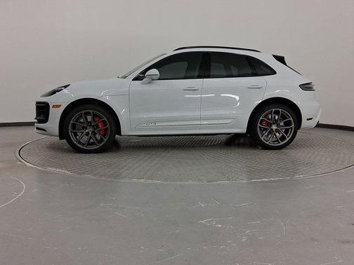 2022 Porsche Macan GTS