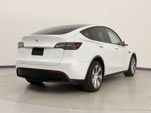 2020 Tesla Model Y Long Range