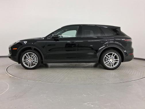 2021 Porsche Cayenne Base