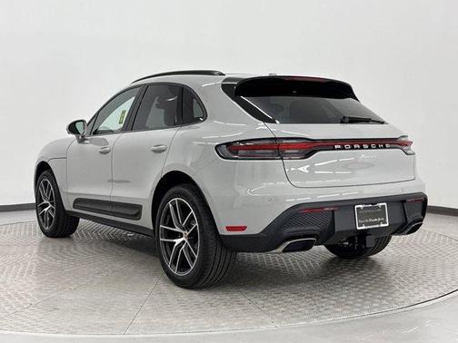 2025 Porsche Macan 