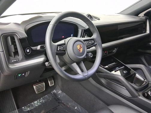 2025 Porsche Cayenne S Coupe AWD