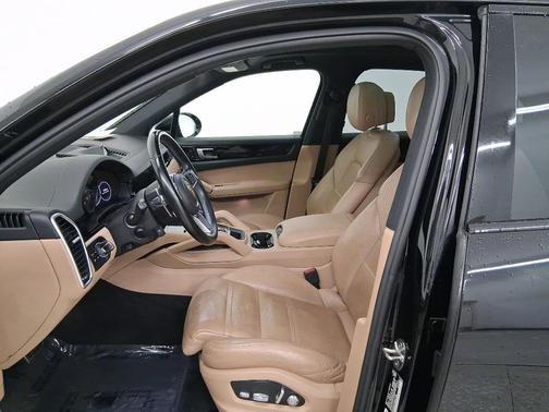 2019 Porsche Cayenne S