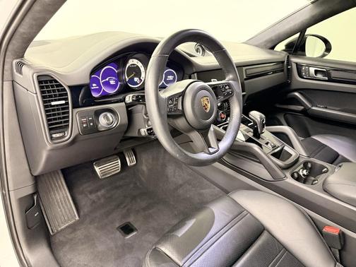 2023 Porsche Cayenne Turbo GT