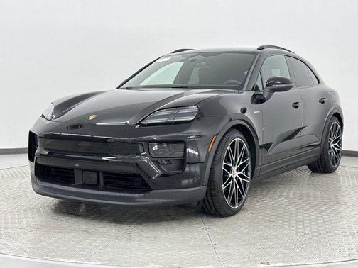 2024 Porsche Macan 4