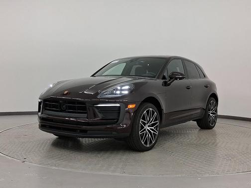 2025 Porsche Macan T