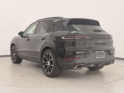 2025 Porsche Cayenne Base