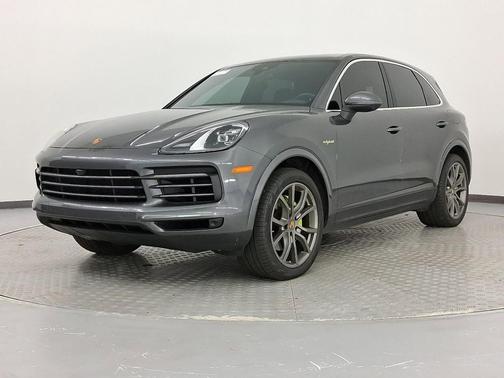 2023 Porsche Cayenne E-HYBRID