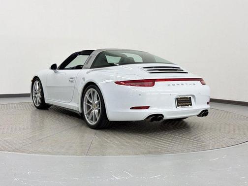 White 2016 Porsche 911