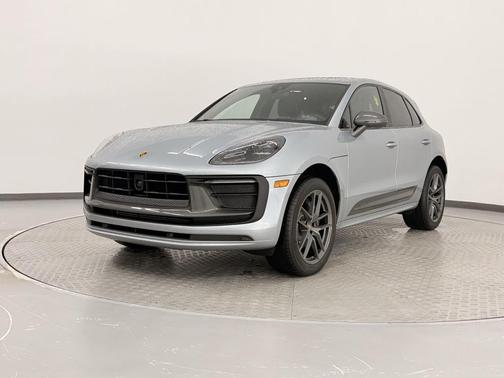 2025 Porsche Macan T