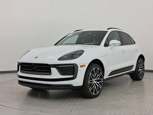 2026 Porsche Macan Base