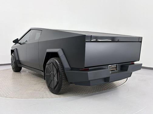 2024 Tesla Cybertruck Base