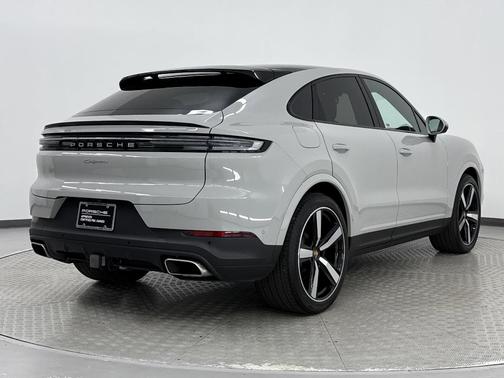 2024 Porsche Cayenne AWD