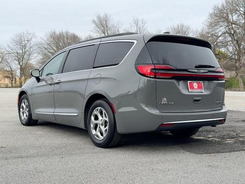 2023 Chrysler Pacifica Limited