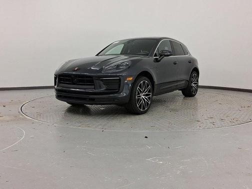 2026 Porsche Macan Base